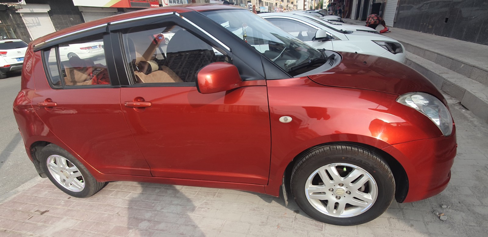 09���Ԅ�(d��ng)1.3L�ľ����